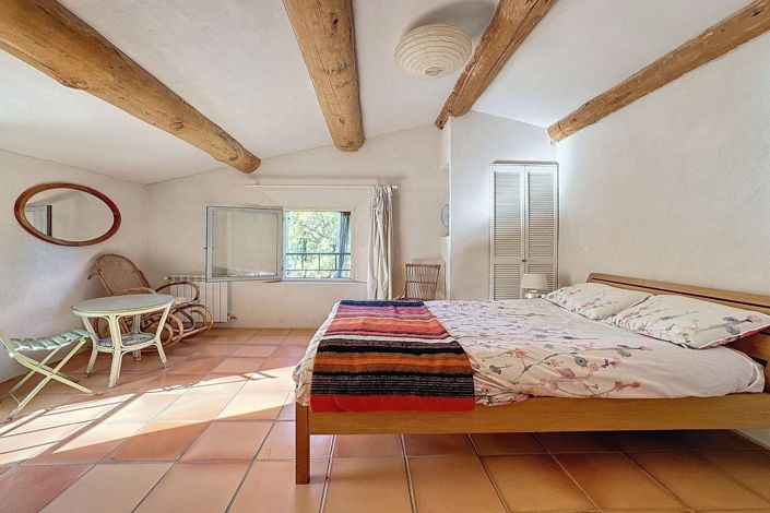 Image No.5-4 Bed House for sale