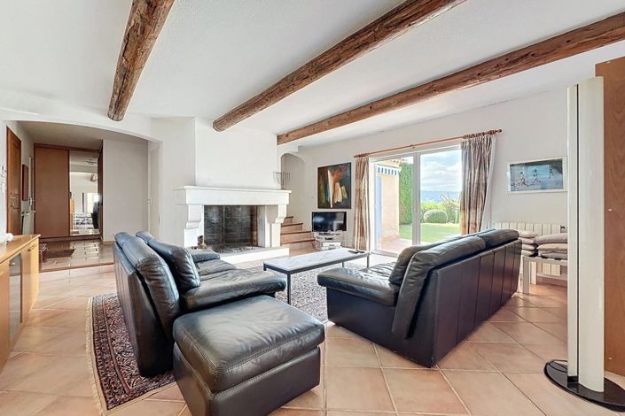 Image No.7-3 Bed House for sale