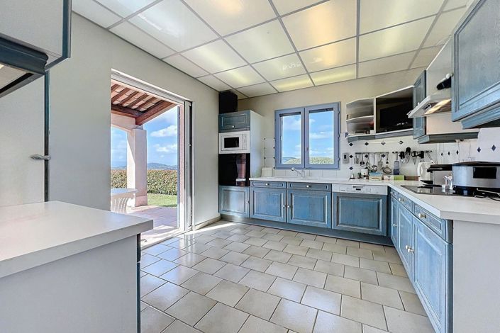 Image No.9-3 Bed House for sale