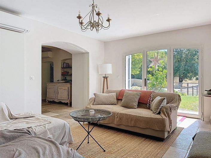 Image No.6-3 Bed House for sale