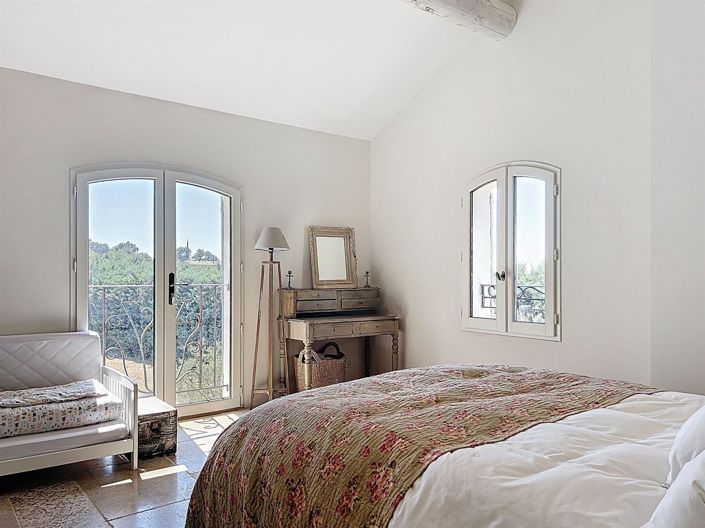 Image No.8-3 Bed House for sale