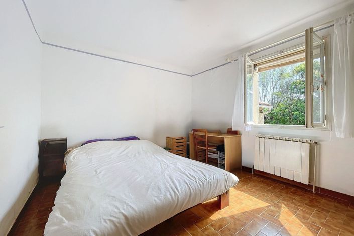 Image No.26-House for sale