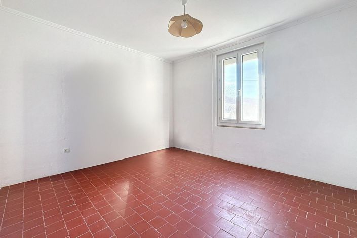 Image No.20-5 Bed House for sale