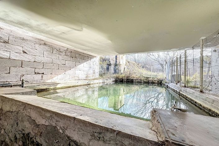 Image No.21-5 Bed House for sale