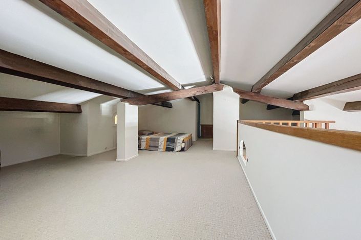 Image No.14-4 Bed House for sale