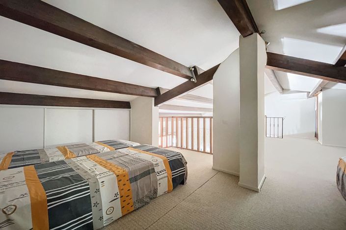 Image No.16-4 Bed House for sale