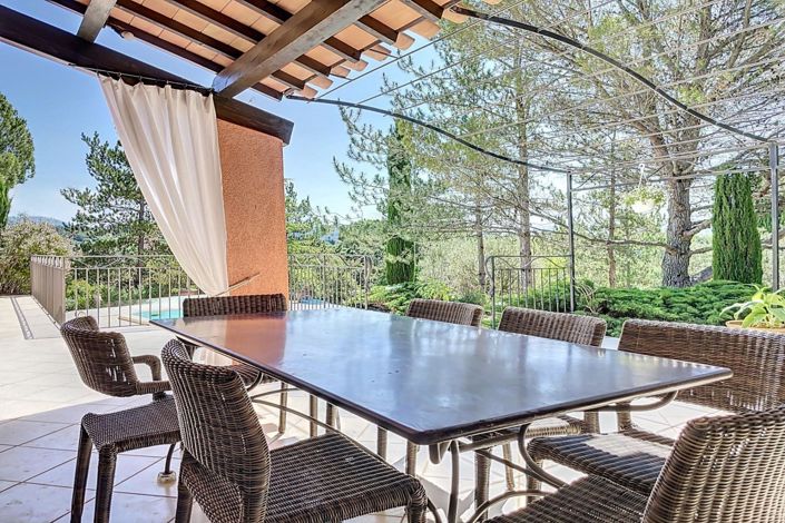 Image No.20-4 Bed House for sale