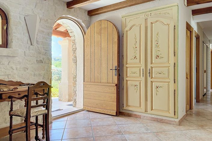 Image No.35-4 Bed House for sale