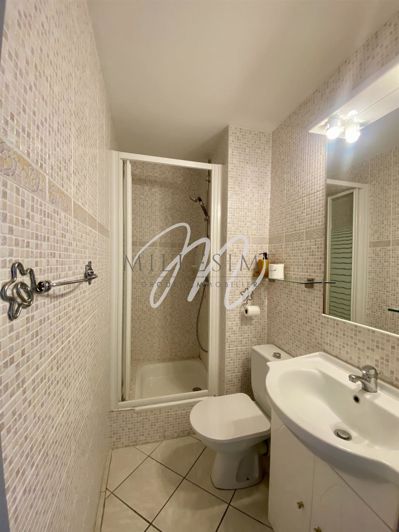 Image No.9-Propriété de 1 chambre à vendre à Saint-Raphael