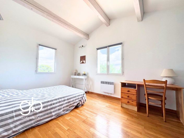 Image No.10-5 Bed House for sale