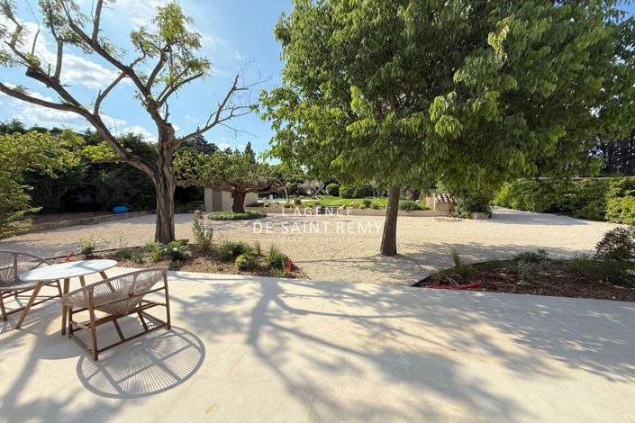 Image No.12-4 Bed House for sale