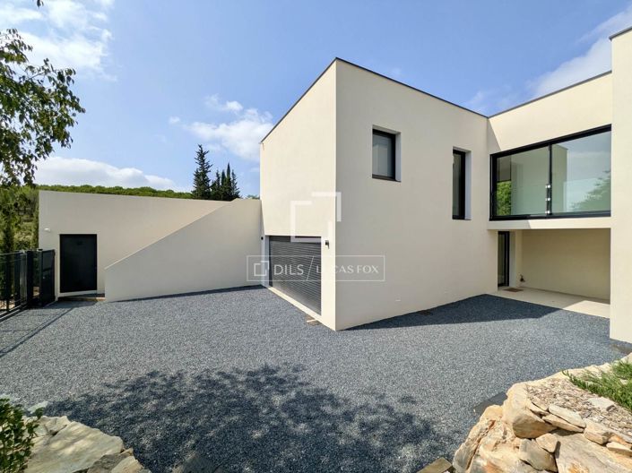 Image No.27-3 Bed House for sale