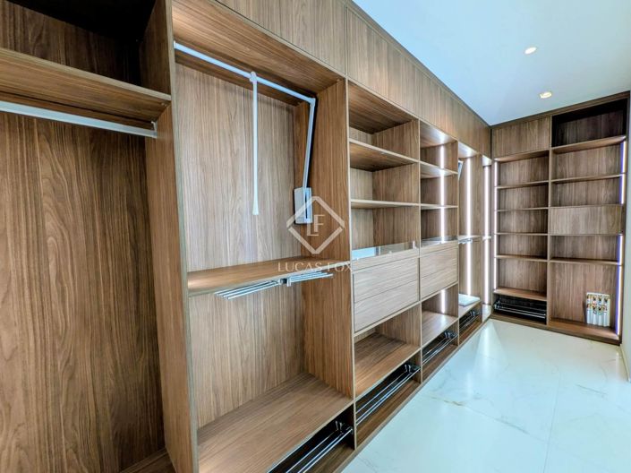 Image No.33-3 Bed House for sale