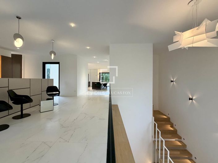 Image No.39-3 Bed House for sale