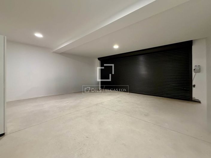 Image No.55-3 Bed House for sale