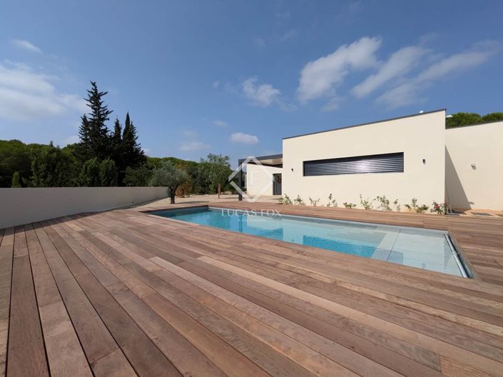 Image No.6-3 Bed House for sale