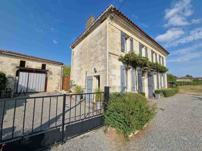 Image No.3-Maison de 2 chambres à vendre à Saint-Christoly-de-Blaye