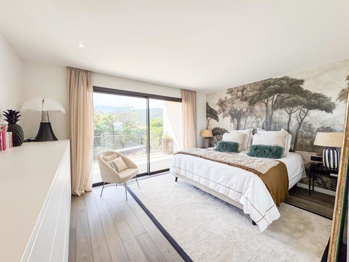 Image No.11-4 Bed House for sale