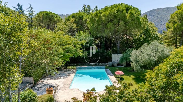 Image No.18-Maison de 4 chambres à vendre à Bonnieux