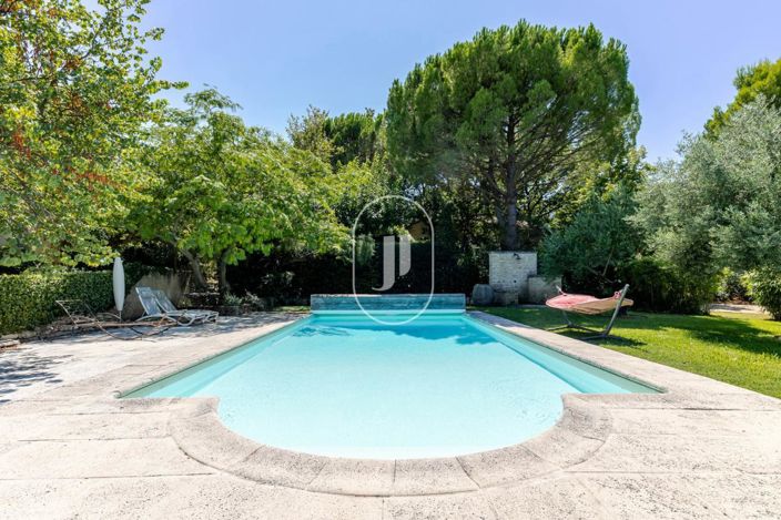 Image No.2-Maison de 4 chambres à vendre à Bonnieux