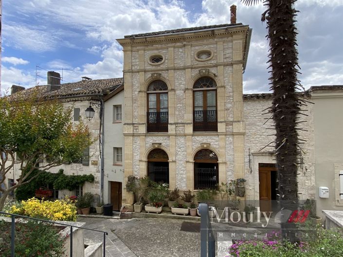 Image No.1-5 Bed House for sale