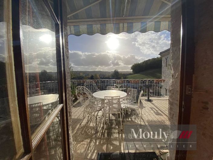 Image No.30-5 Bed House for sale