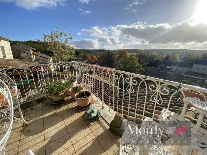 Image No.4-5 Bed House for sale