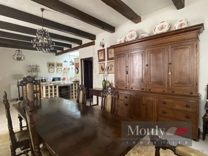 Image No.6-5 Bed House for sale