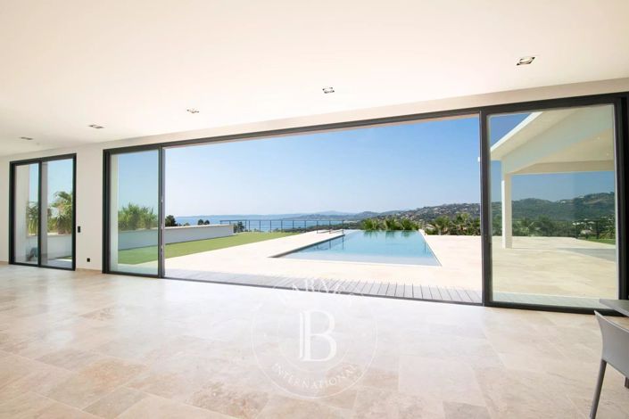 Image No.5-Maison de 6 chambres à vendre à Les Issambres