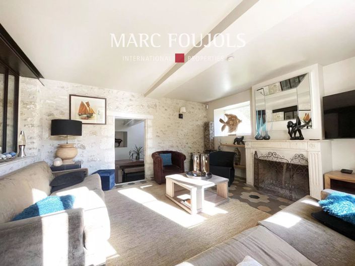 Image No.10-4 Bed House for sale