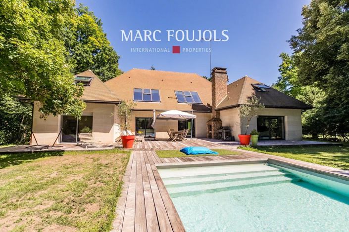 Image No.2-6 Bed House for sale