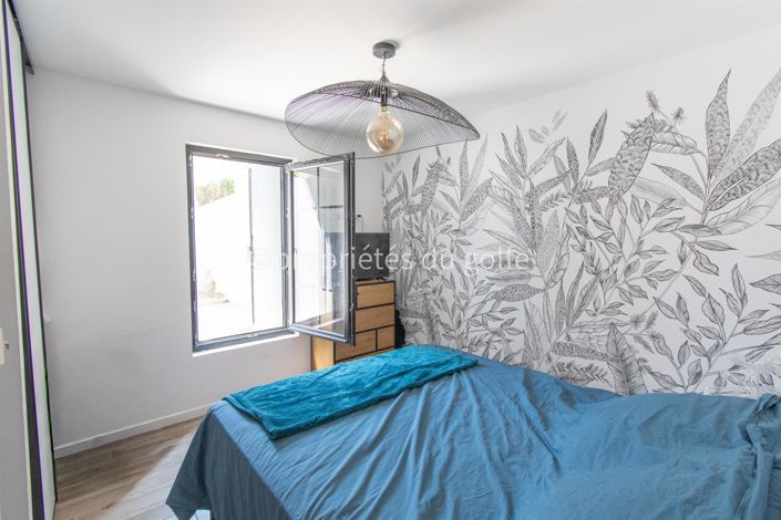 Image No.15-6 Bed House for sale