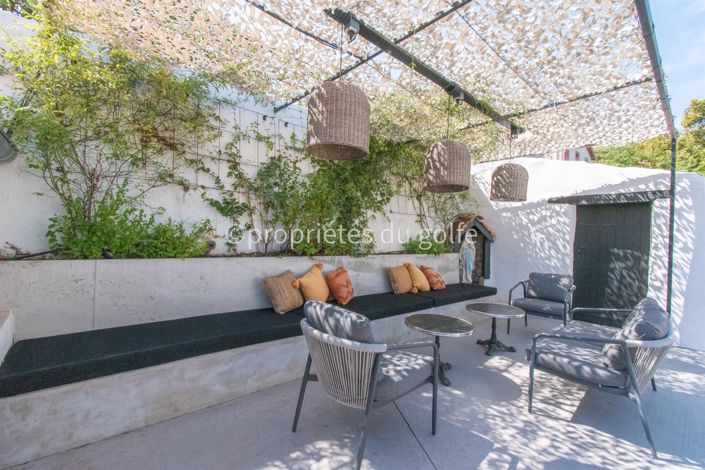 Image No.5-6 Bed House for sale