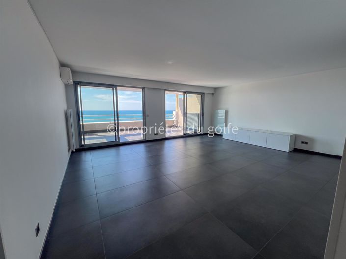 Image No.8-Appartement de 2 chambres à vendre à Sète