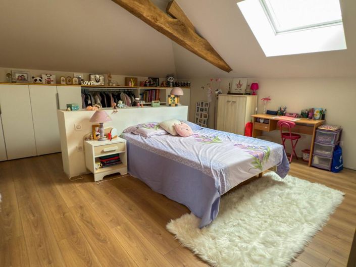 Image No.19-3 Bed House for sale