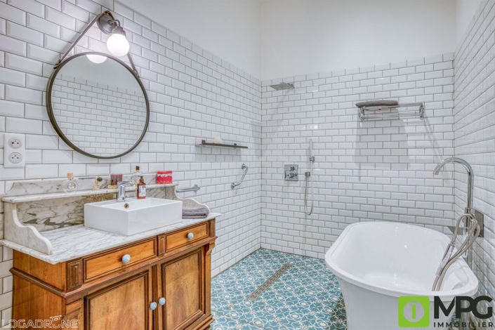 Image No.12-5 Bed House for sale