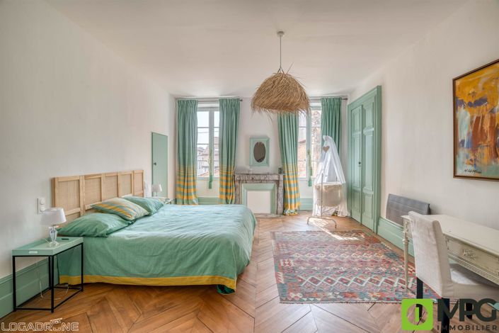 Image No.13-5 Bed House for sale