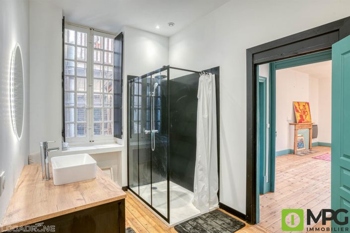 Image No.16-5 Bed House for sale