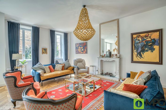 Image No.6-5 Bed House for sale