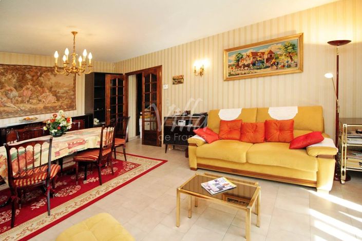 Image No.4-2 Bed Property for sale