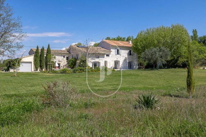 Image No.1-5 Bed House for sale