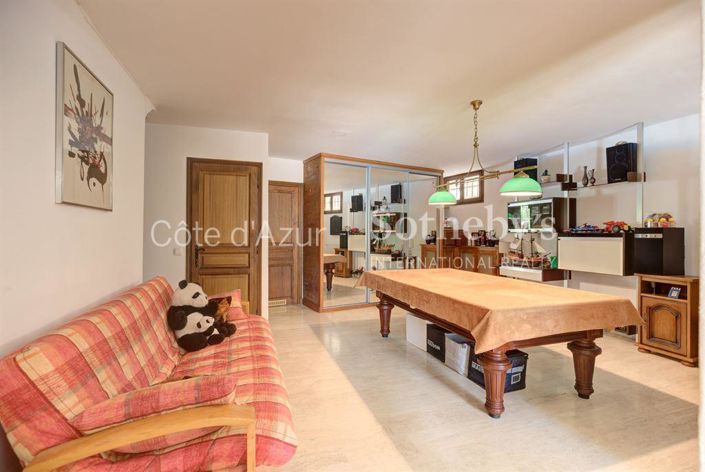 Image No.12-Propriété de 4 chambres à vendre à Cannes