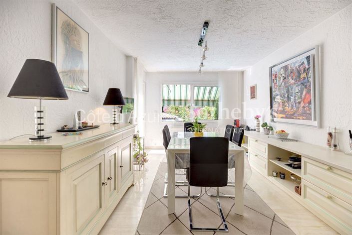 Image No.9-Propriété de 4 chambres à vendre à Cannes