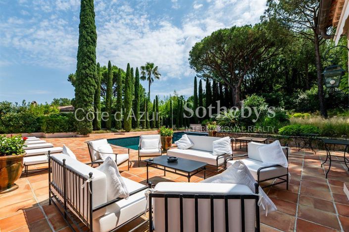 Image No.7-6 Bed House for sale