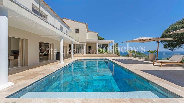 Image No.16-4 Bed Property for sale