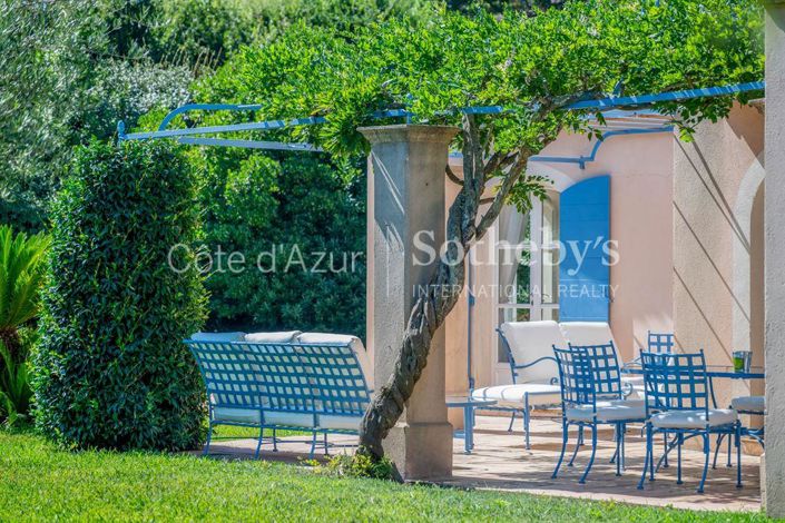 Image No.19-3 Bed House for sale