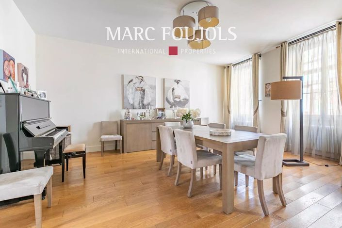 Image No.7-8 Bed House for sale