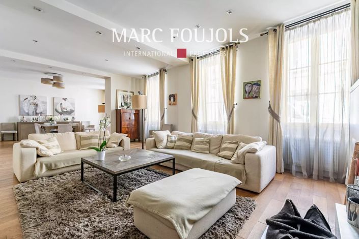 Image No.9-8 Bed House for sale