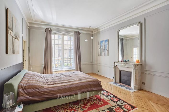 Image No.19-6 Bed House for sale