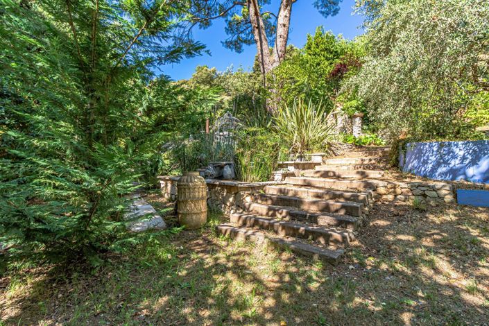 Image No.61-7 Bed House for sale